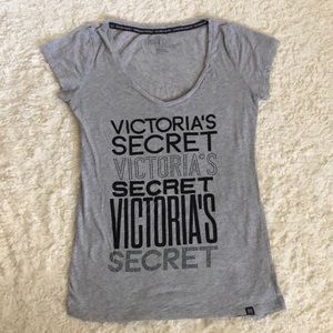 Victoria’s Secret sleep shirt size M